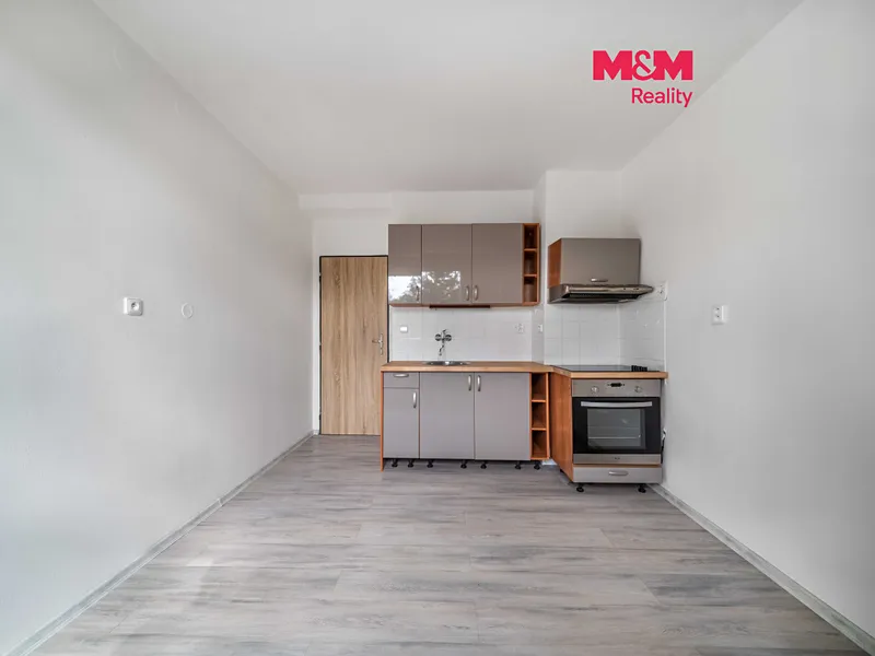 Prodej bytu 1+1+L, 33 m², Příbram, ul. Čechovská