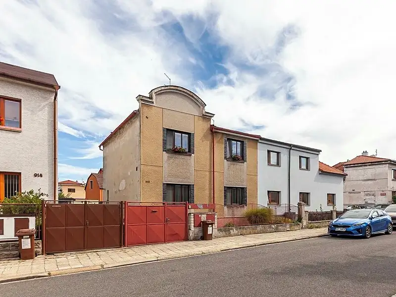 Prodej rodinného domu 173 m², pozemek 373 m², Nymburk – náhled fotky 1