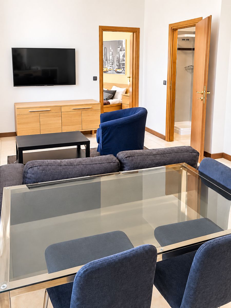 Pronájem bytu 2+kk 56 m² – fotografie 3
