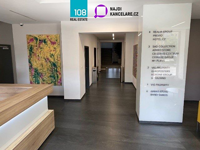 Pronájem kanceláře 614 m² – fotografie 3