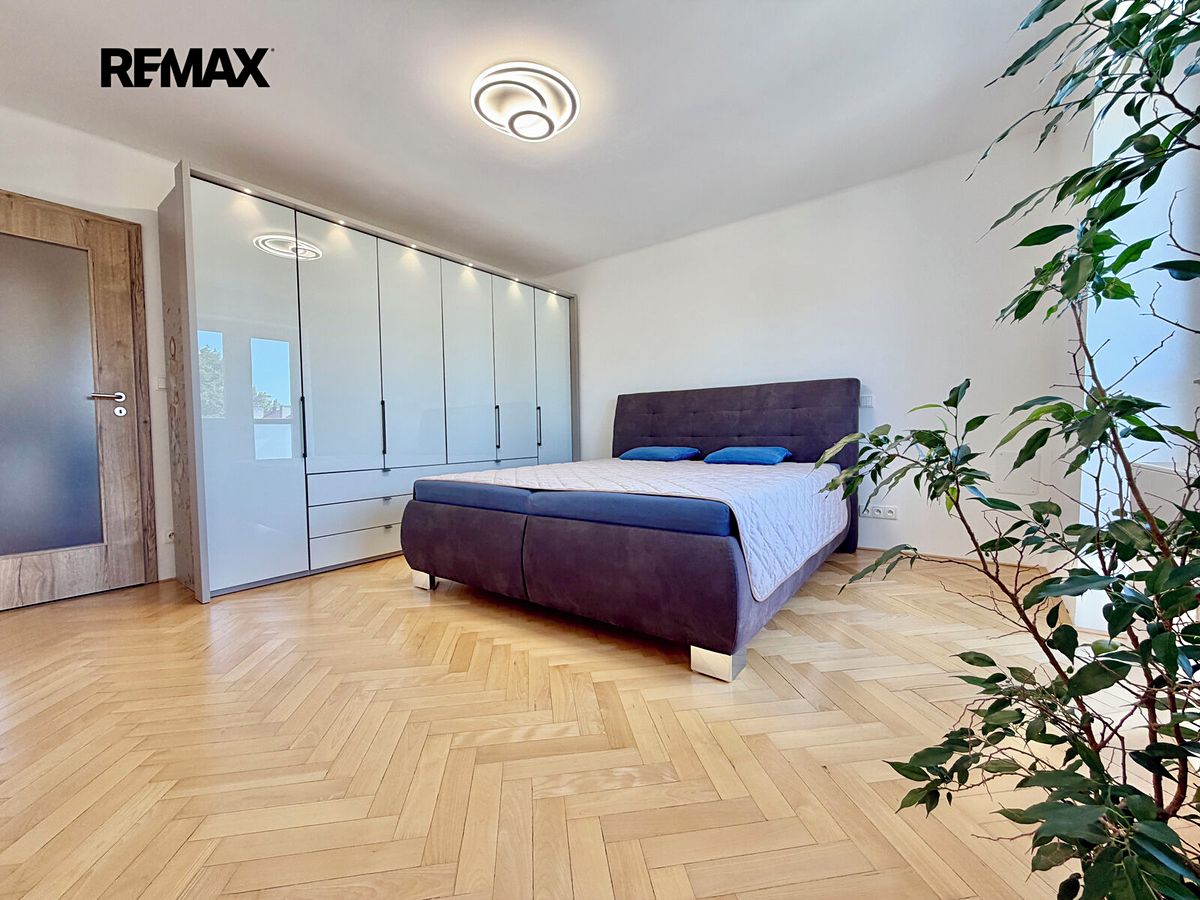 Pronájem bytu 3+kk 60 m² – fotografie 3