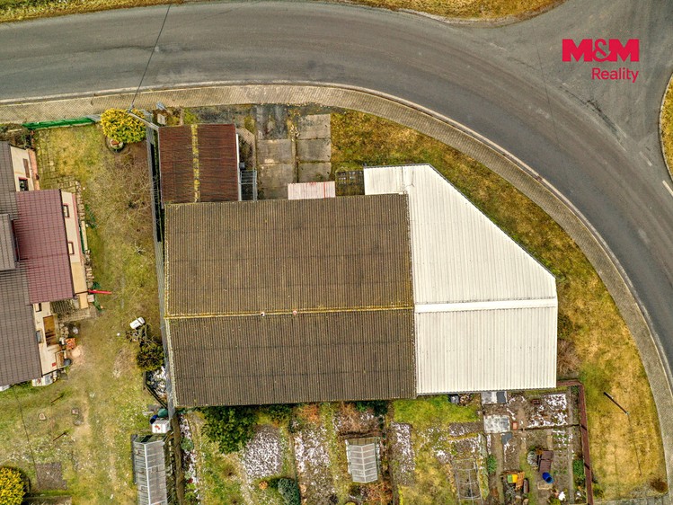 Prodej komerčního prostoru, 377 m² (26 z 30)