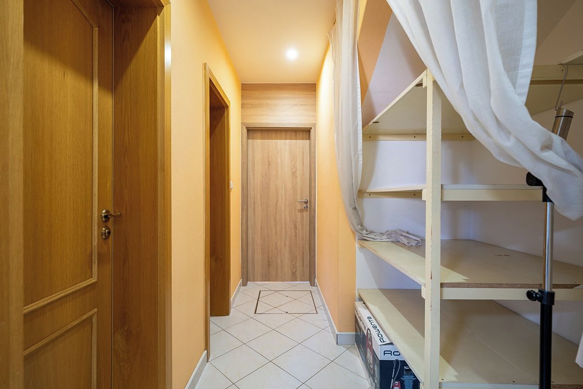 Pronájem kanceláře 40 m² – fotografie 3