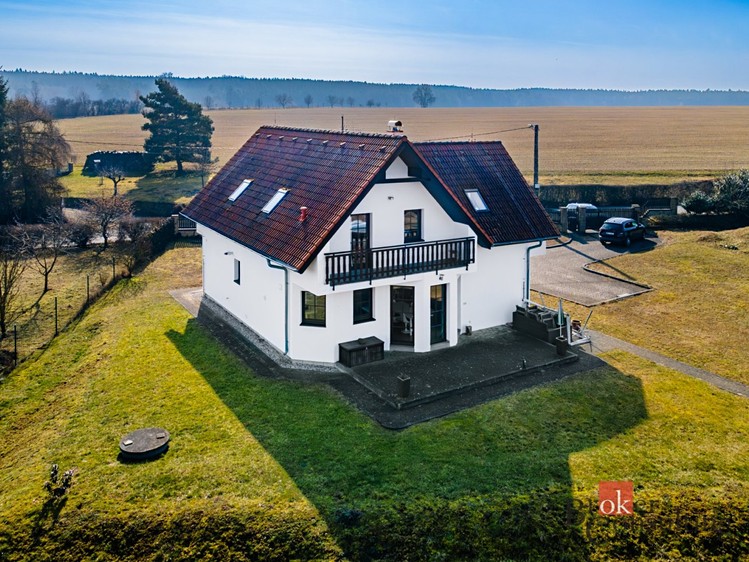 Haus zum Kauf, 150 m² (1 von 30)
