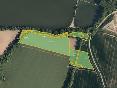 Prodej pole 81531 m²
