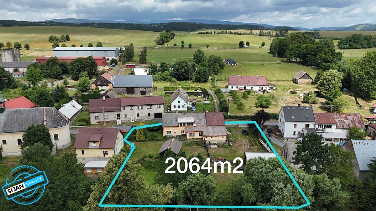 Prodej rodinného domu 205 m², pozemek 2064 m²