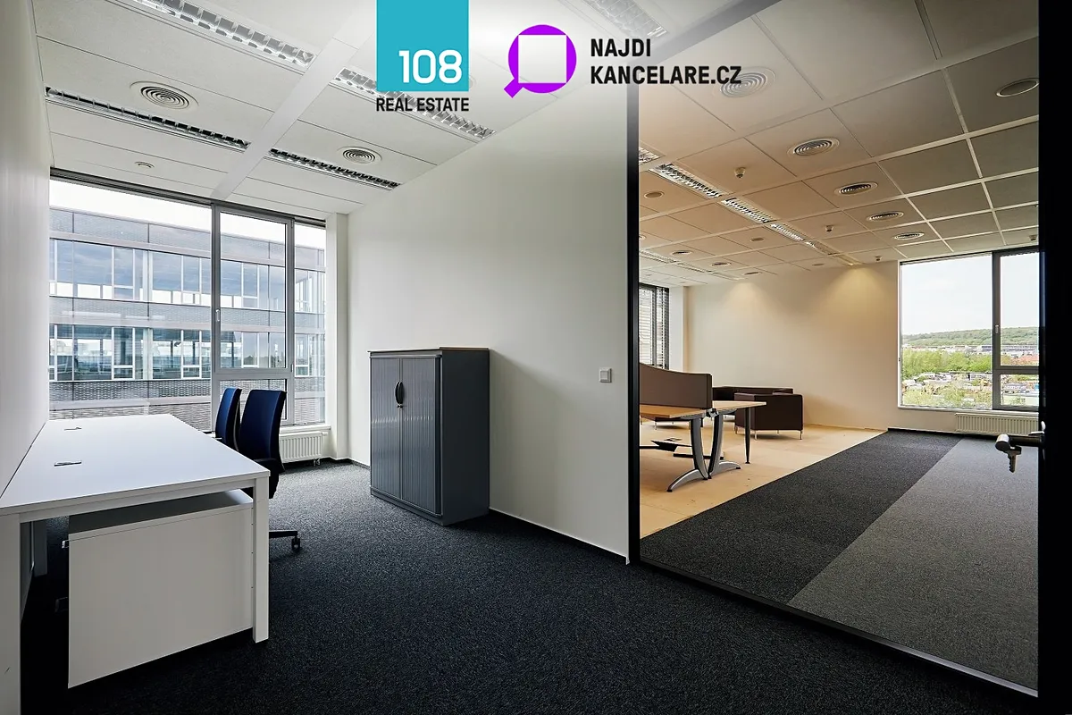 Pronájem kanceláře 2540 m²