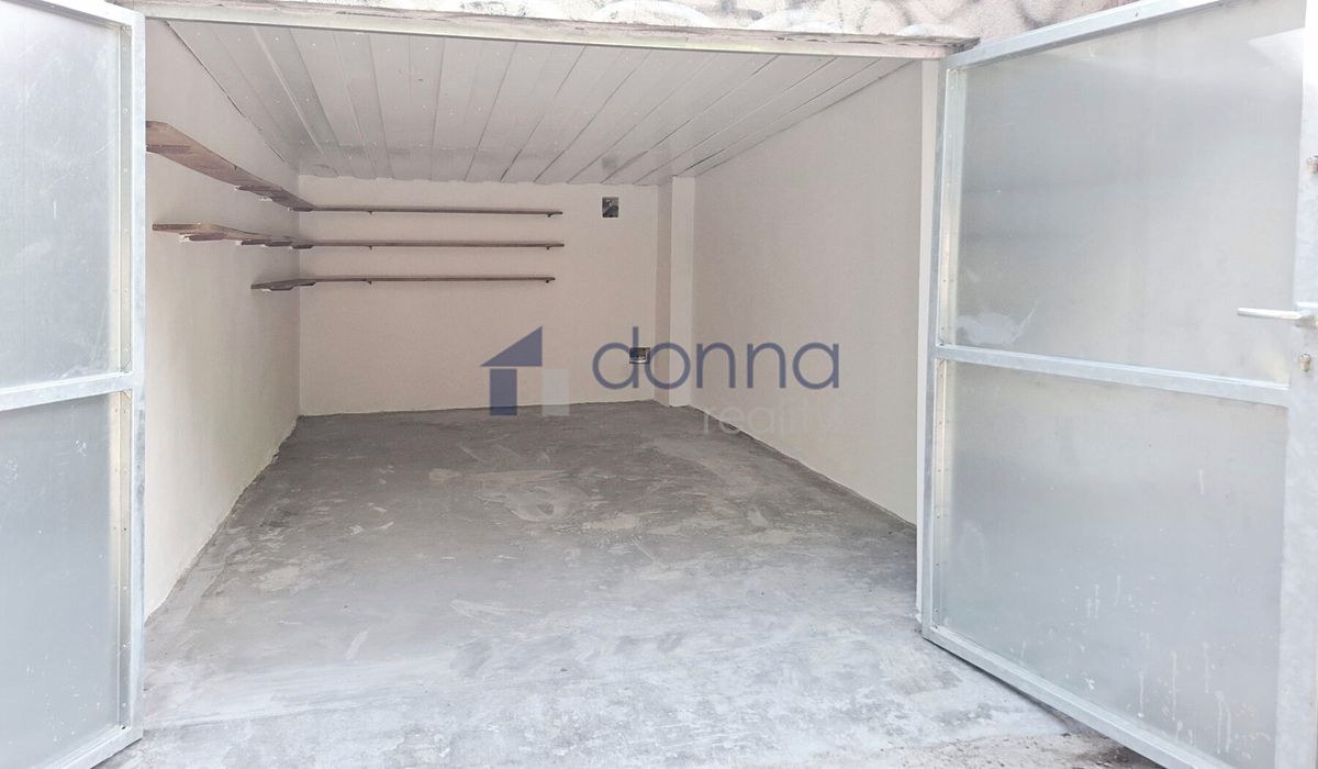 Pronájem garáže 15 m²