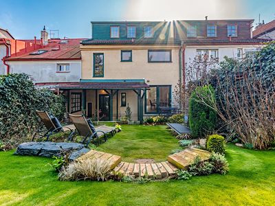 Pronájem rodinného domu 200 m², pozemek 140 m²