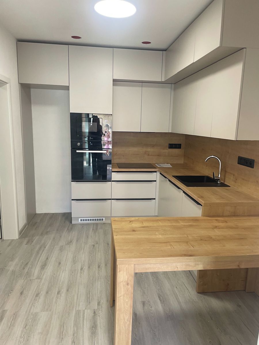Pronájem bytu 1+kk 30 m² – fotografie 3