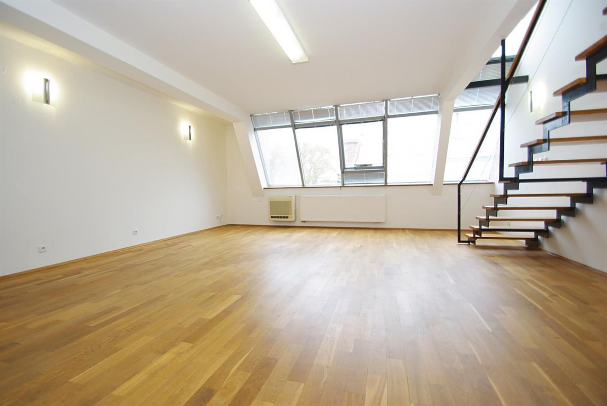 Pronájem bytu 3+kk 128 m²