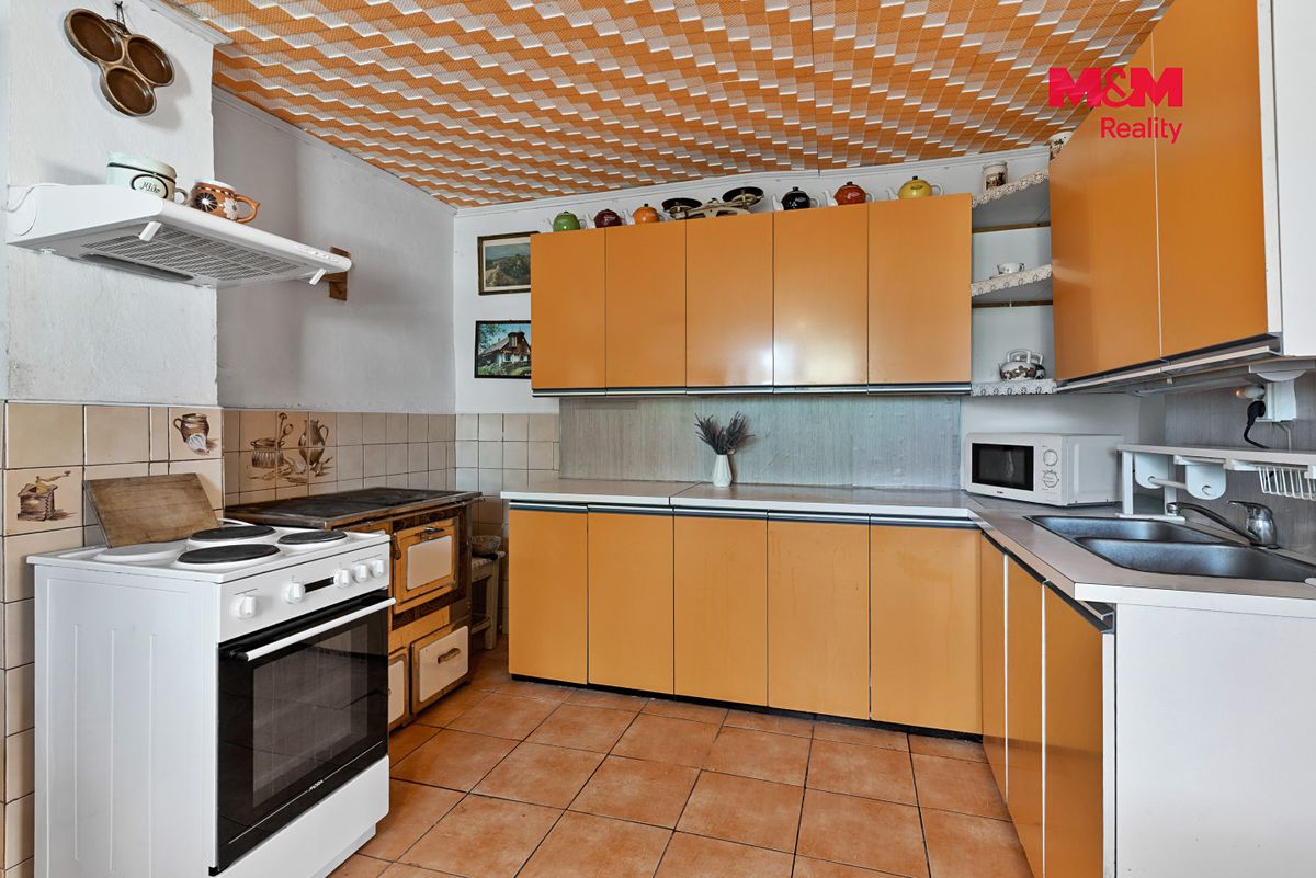 Prodej rodinného domu 80 m², pozemek 1826 m² – fotografie 4