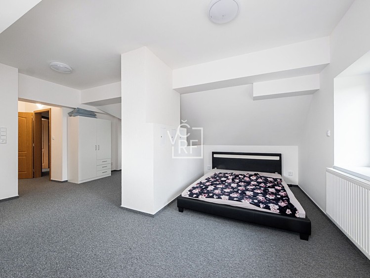 Будинок на продаж, 500 м² (19 з 40)