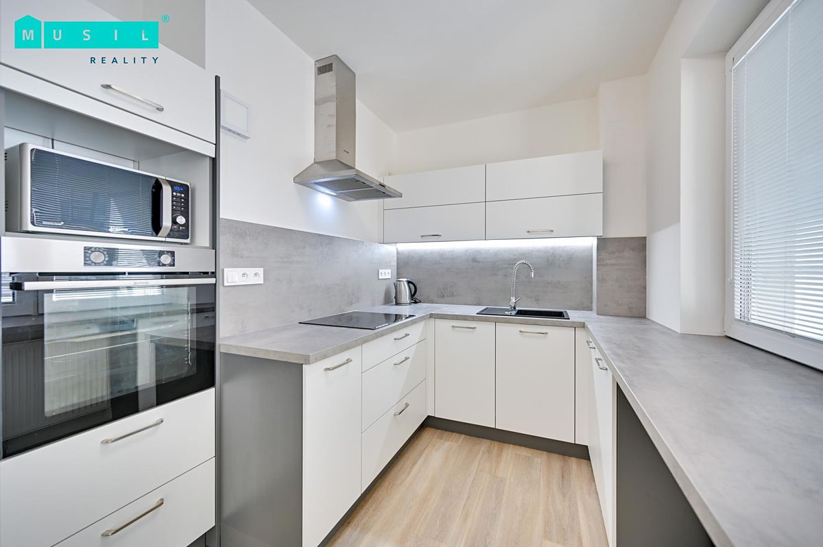 Pronájem bytu 3+kk 74 m²