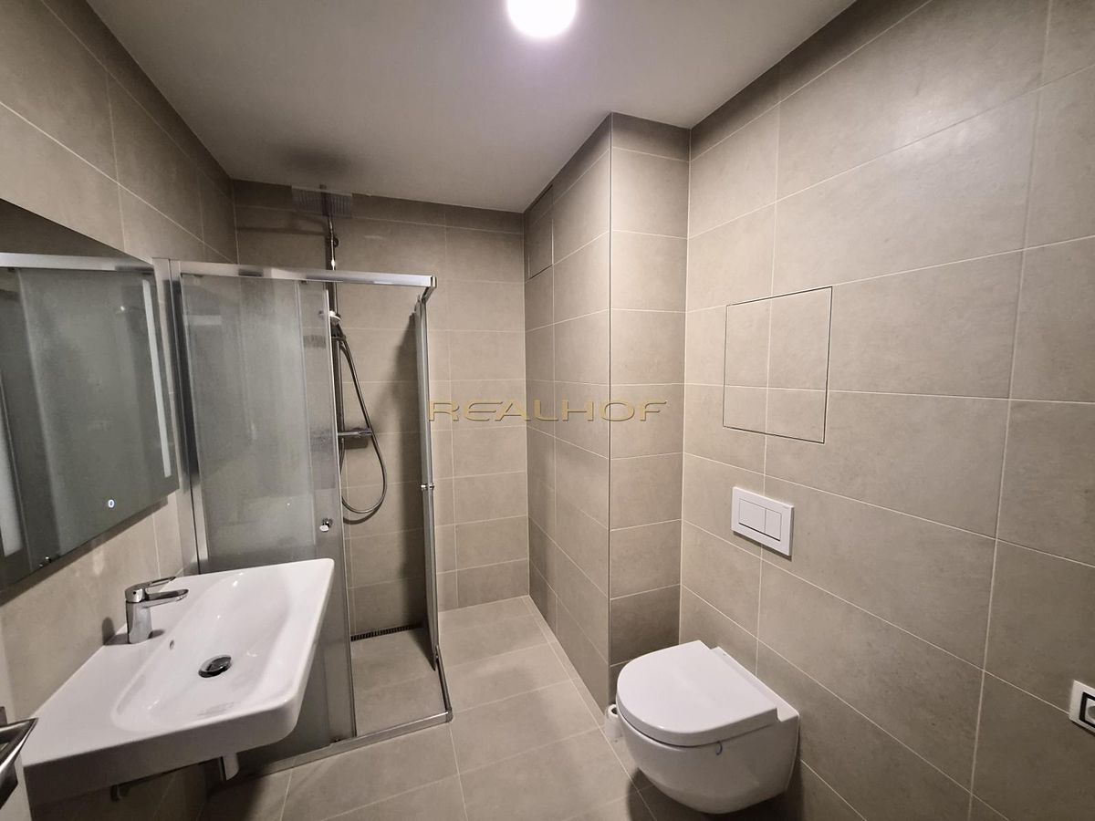 Pronájem bytu 1+kk 29 m² – fotografie 5