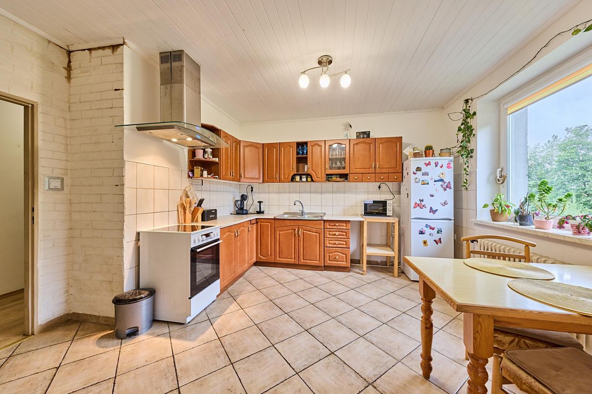 Prodej rodinného domu 268 m², pozemek 2868 m² – fotografie 4