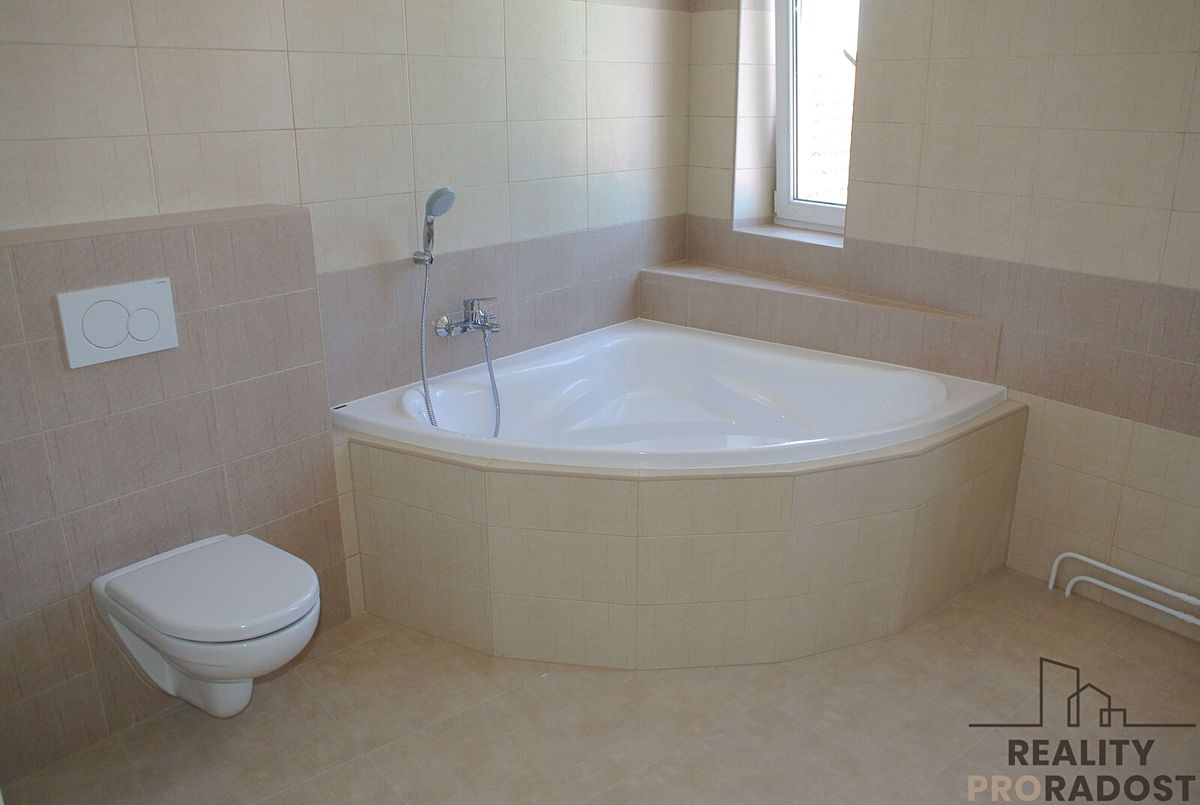 Pronájem bytu 2+kk 56 m² – fotografie 5