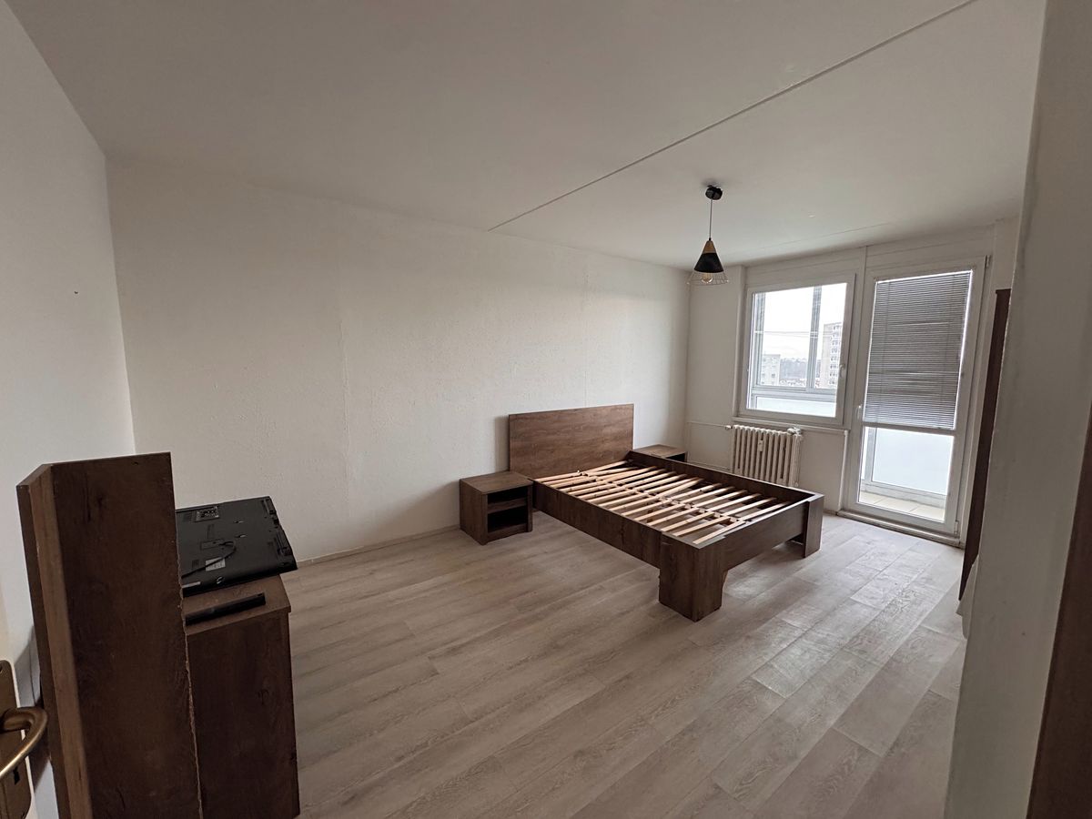 Pronájem bytu 2+1 54 m² – fotografie 3