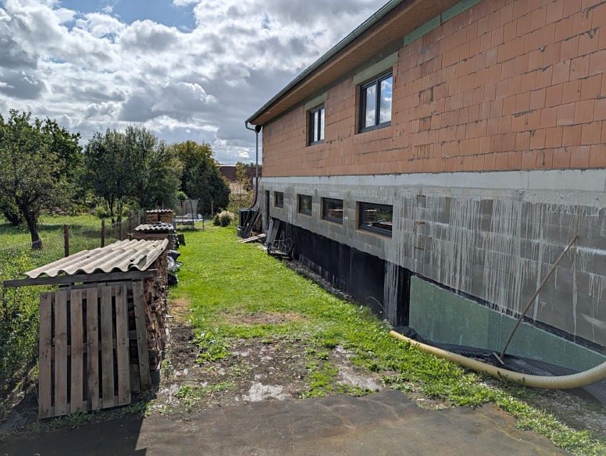 Prodej rodinného domu 401 m², pozemek 1072 m² – fotografie 4
