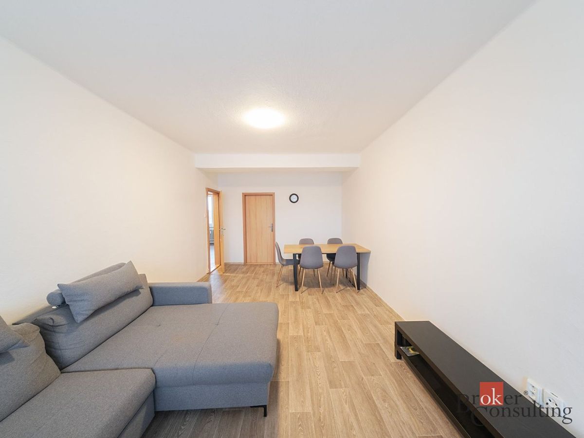 Prodej bytu 2+1 57 m² – fotografie 2