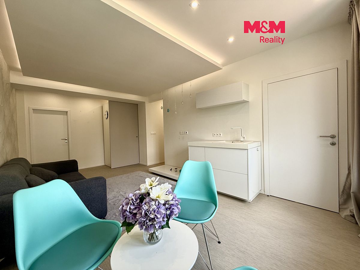 Pronájem bytu 2+1 54 m²