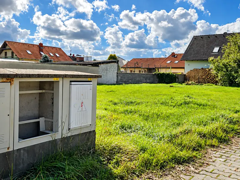 Prodej stavebního pozemku 681 m², Spojil – náhled fotky 2