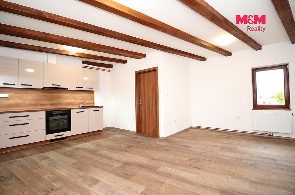 Pronájem bytu 2+kk 50 m² – fotografie 2