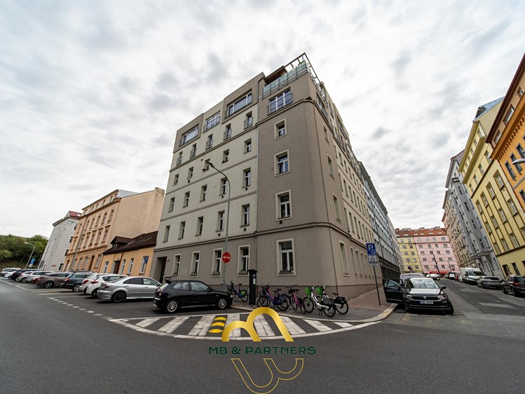 Prodej bytu 3+kk, 85 m² (26 z 29)