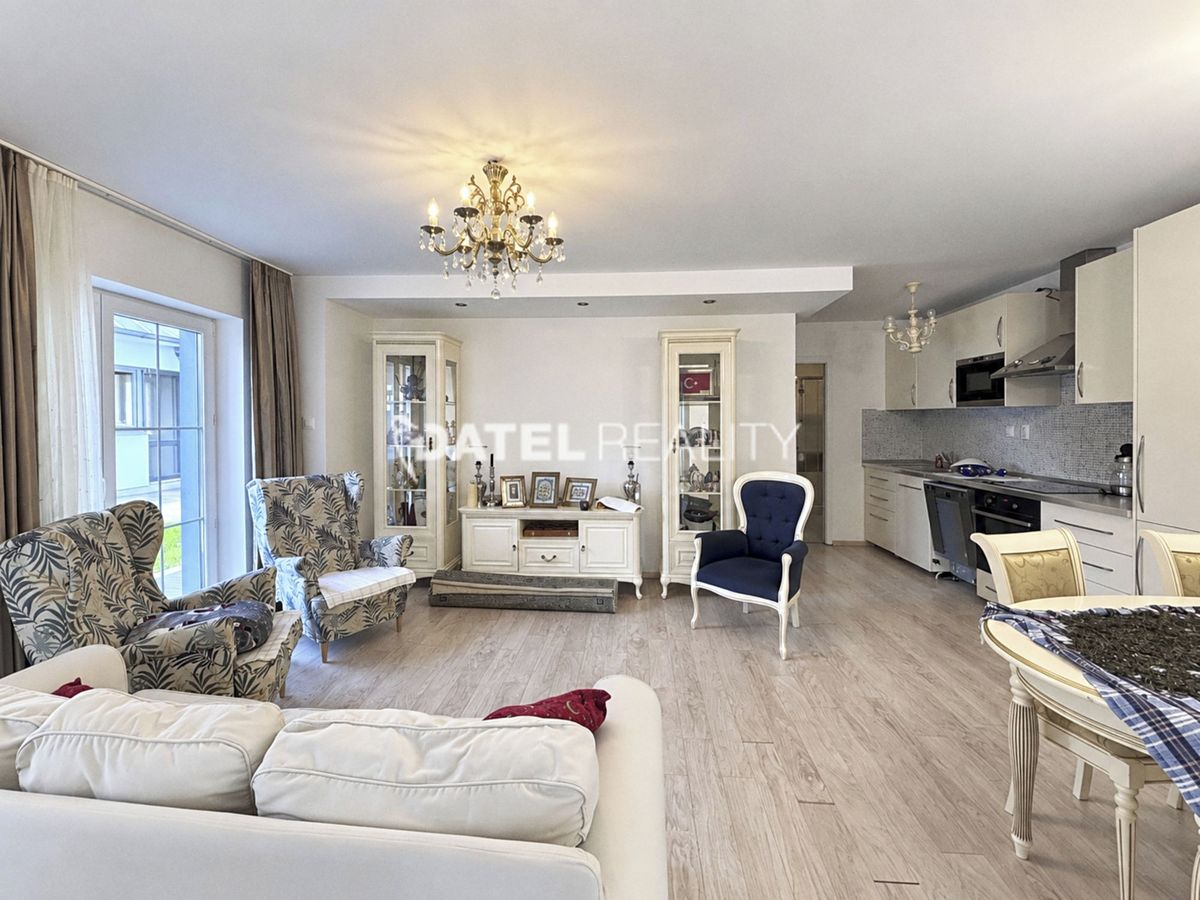 Prodej rodinného domu 200 m², pozemek 463 m² – fotografie 3