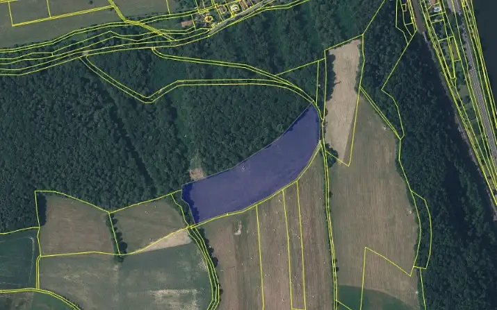 Prodej pole 44747 m², Prackovice nad Labem – náhled fotky 3