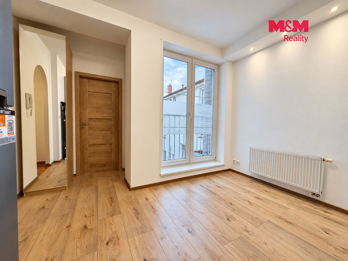 Pronájem bytu 2+kk 26 m² – fotografie 5