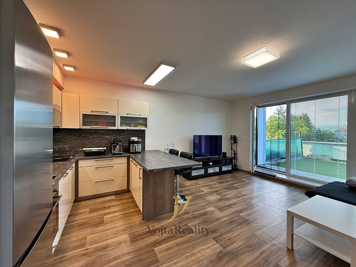 Pronájem bytu 1+kk 36 m² – fotografie 5