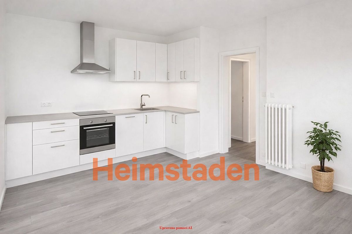 Pronájem bytu 4+1 97 m² – fotografie 2
