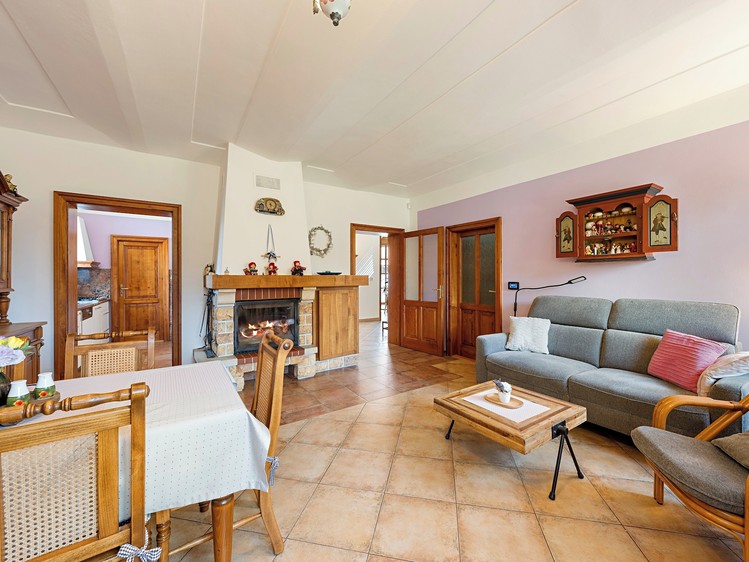 Prodej domu, 300 m² (6 z 25)