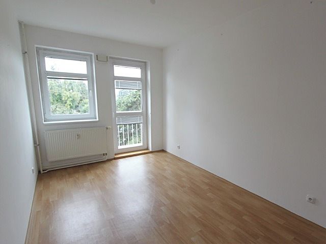 Pronájem bytu 3+kk 70 m² – fotografie 4