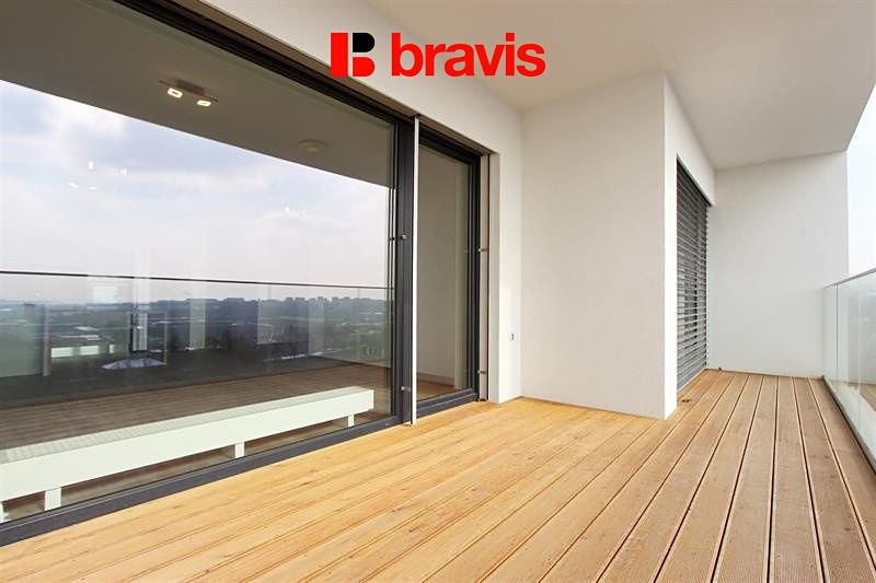 Pronájem bytu 2+kk 83 m² – fotografie 4