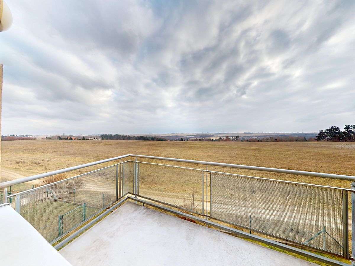 Pronájem bytu 3+kk 90 m² – fotografie 2