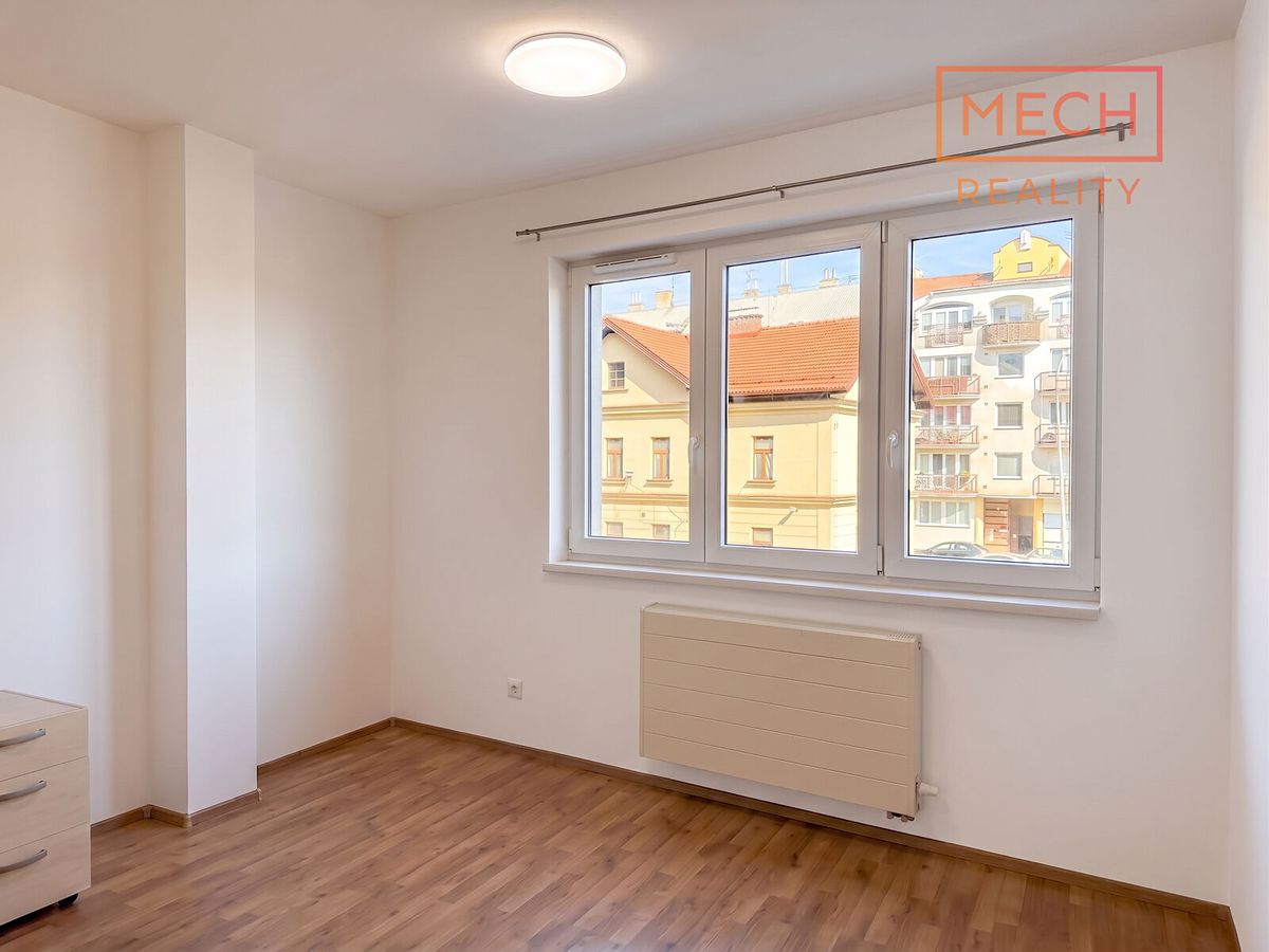 Pronájem bytu 2+kk 61 m² – fotografie 5