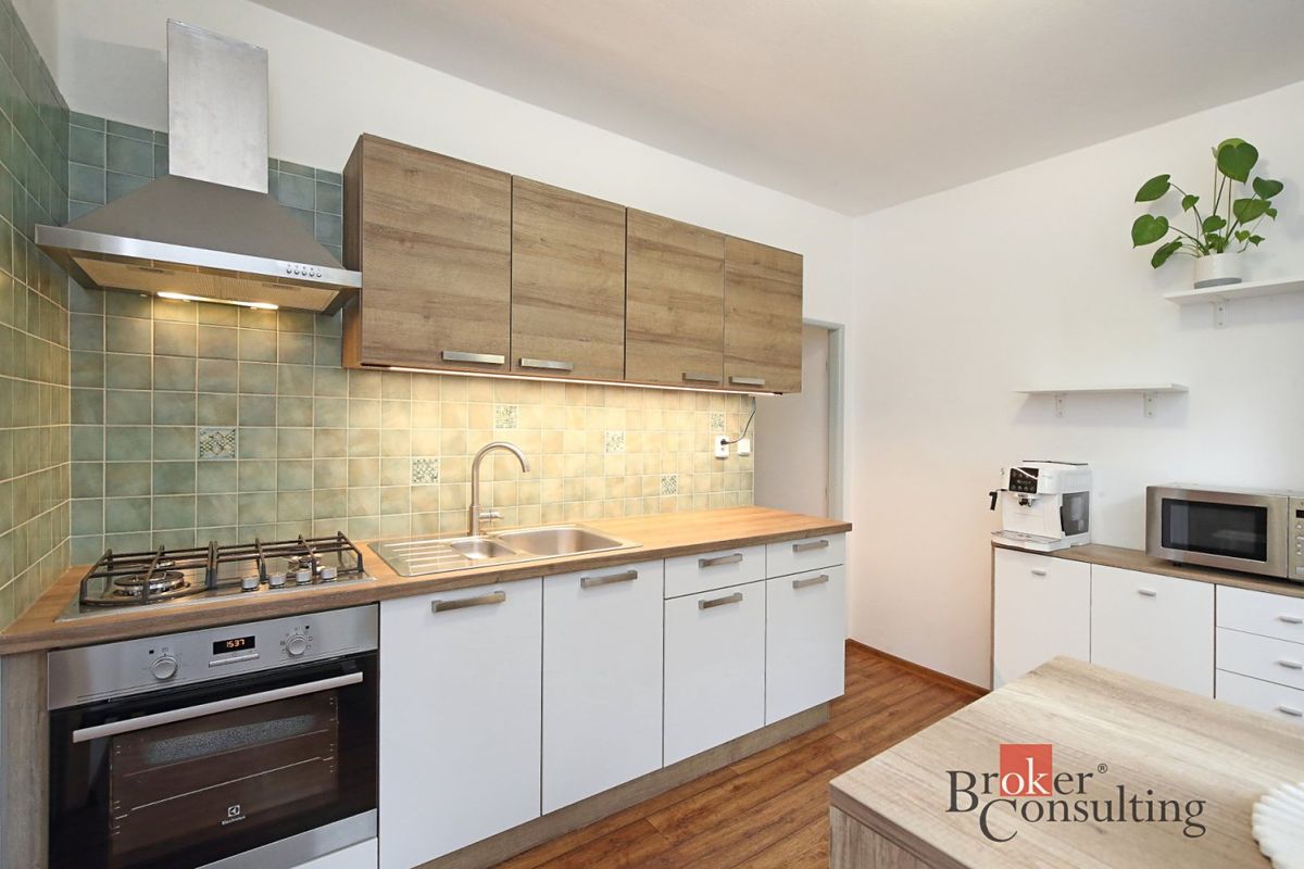 Pronájem bytu 1+1 42 m² – fotografie 3