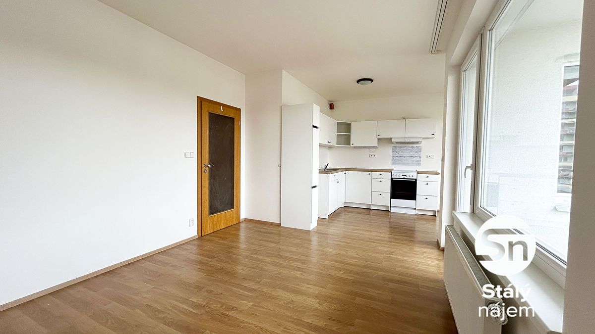 Pronájem bytu 2+kk 57 m² – fotografie 3