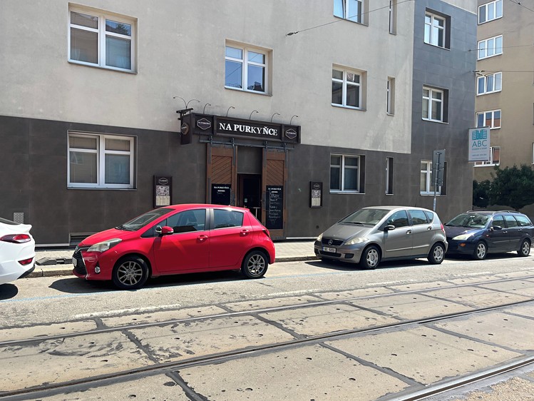 Комерційне приміщення в оренду, 243 м² (59 з 62)