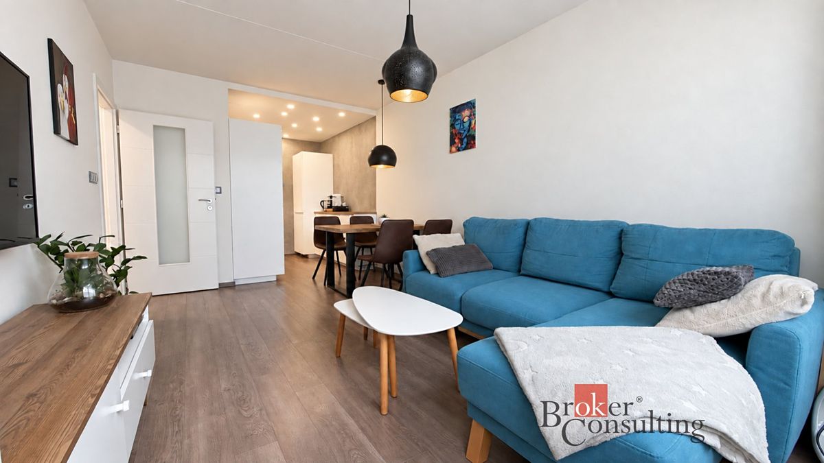 Pronájem bytu 2+kk 45 m² – fotografie 4