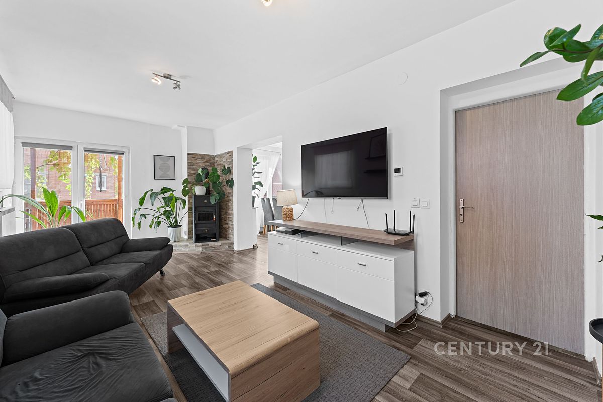 Prodej rodinného domu 112 m², pozemek 85 m² – fotografie 3