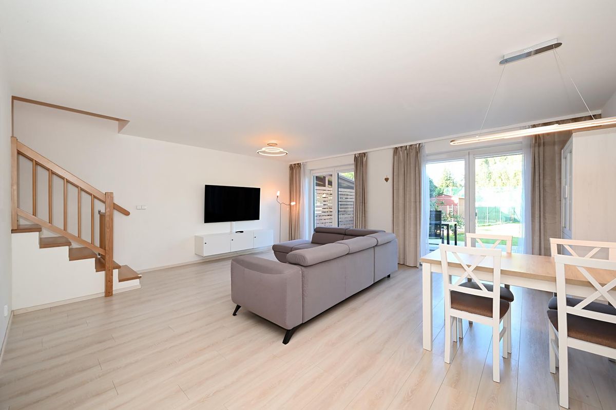 Pronájem rodinného domu 130 m², pozemek 229 m² – fotografie 4