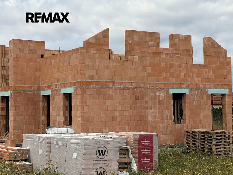 Prodej rodinného domu 134 m², pozemek 1247 m², Slaný – náhled fotky 3