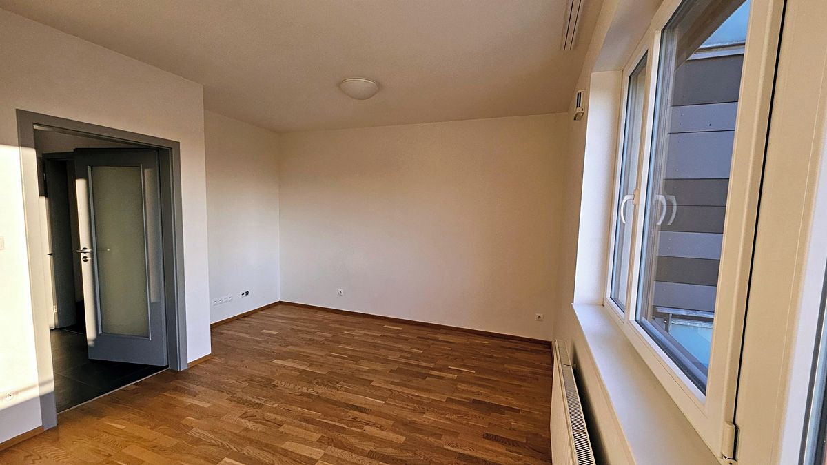 Prodej bytu 1+kk 41 m² – fotografie 3