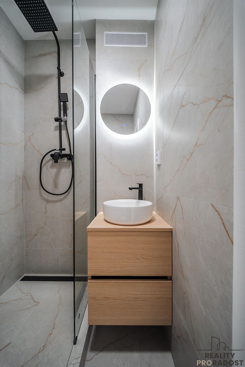 Prodej bytu 1+kk 28 m² – fotografie 2