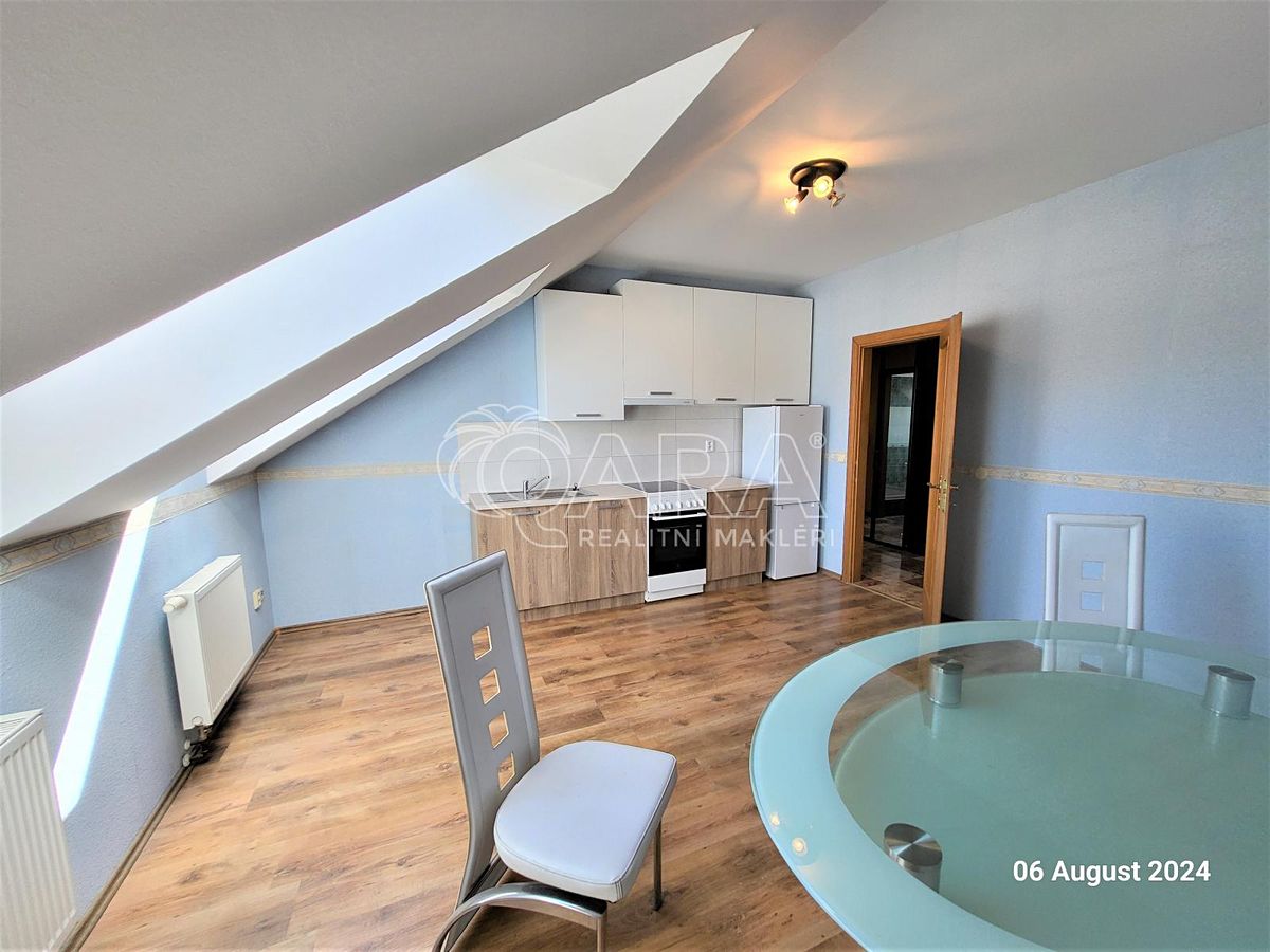 Pronájem bytu 2+1 50 m²