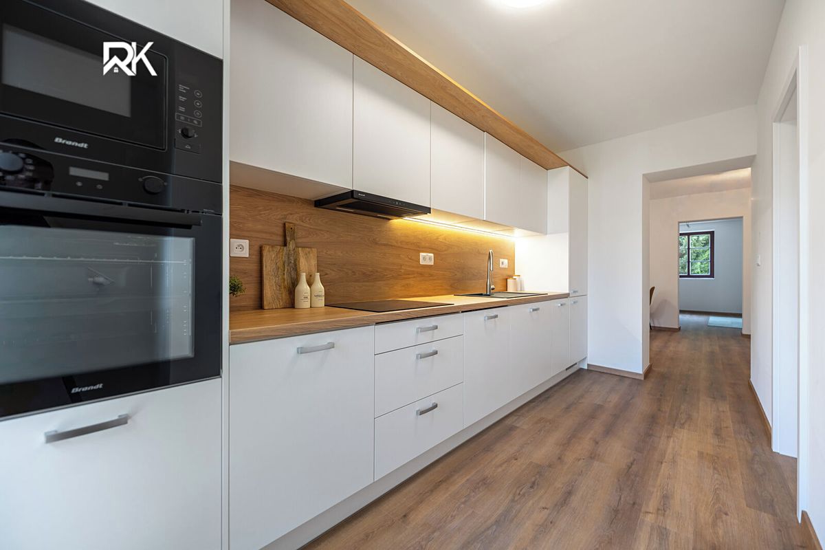 Prodej bytu 2+1 60 m² – fotografie 2
