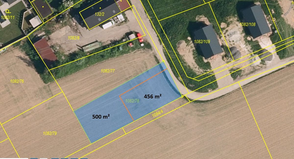 Prodej stavebního pozemku 500 m² – fotografie 2